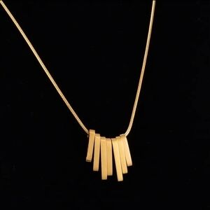 18k Gold Plated Stainless Steel Fringe Pendant Necklace